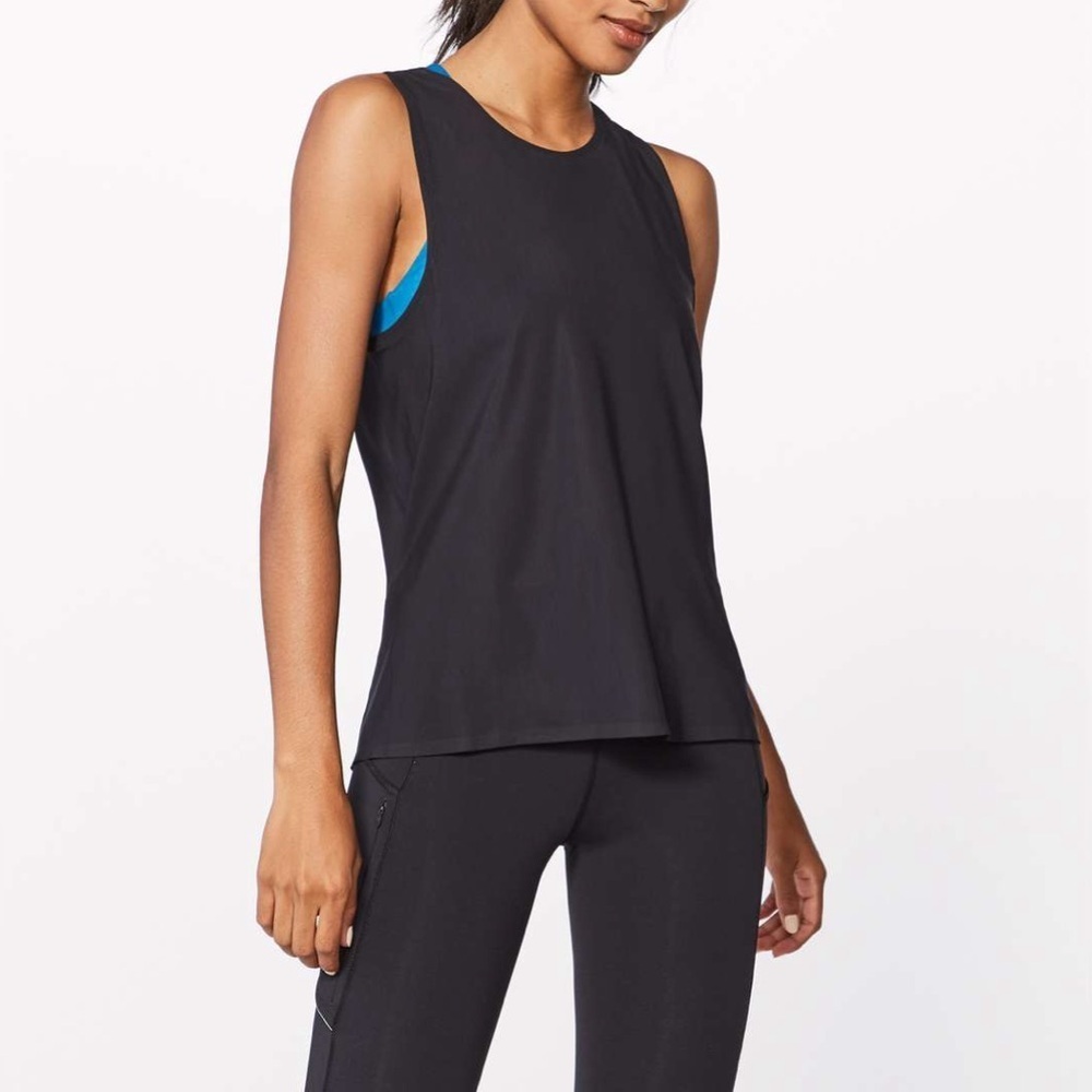 LULULEMON Athletica Run On‎ black Tank size 8